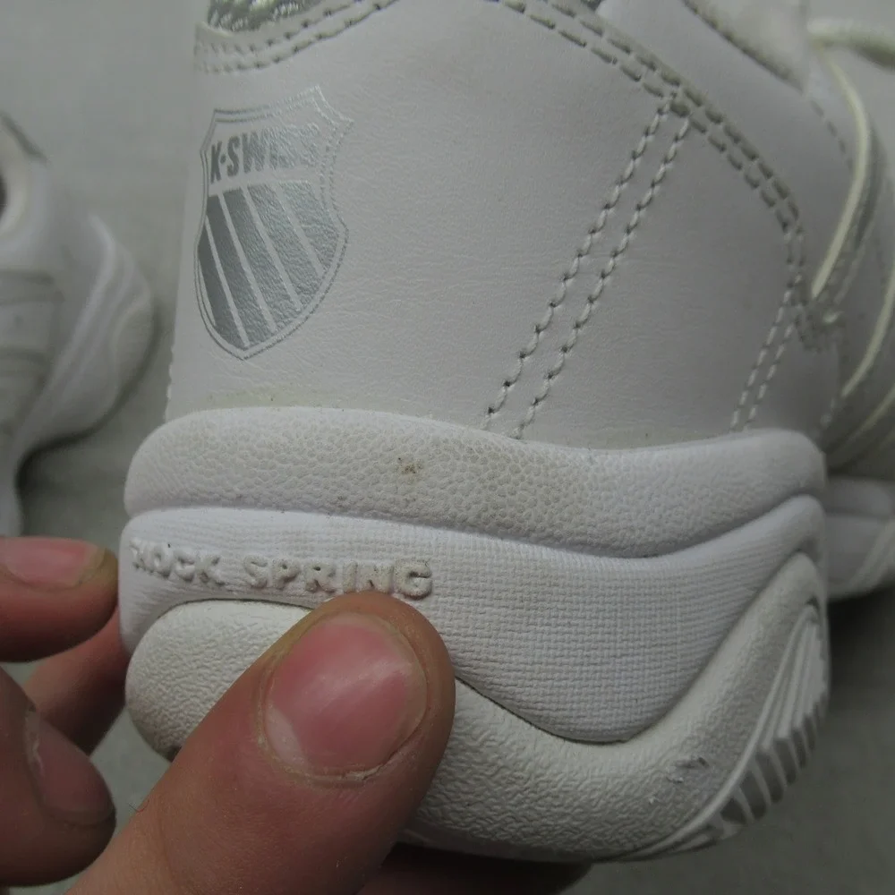 K-Swiss few blemish